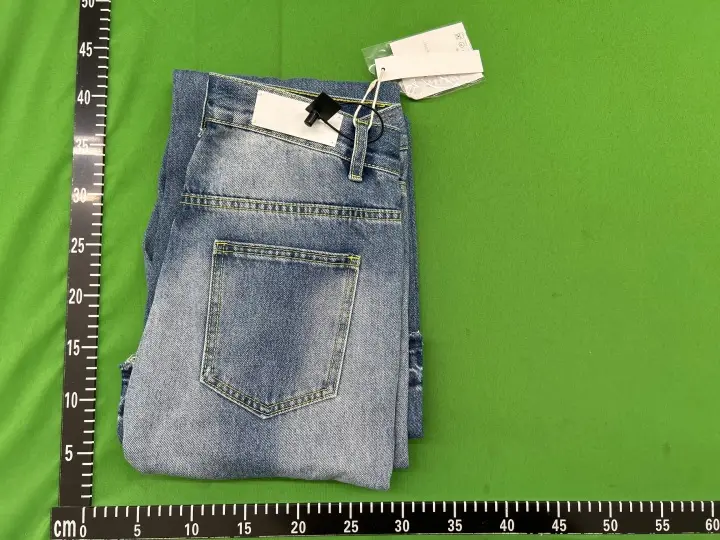 Wide Leg Jeans QC photo 1