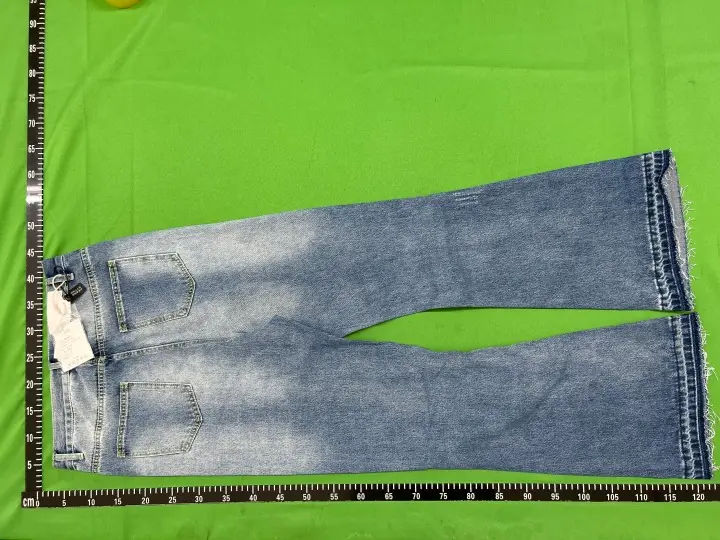 Wide Leg Jeans QC photo 4