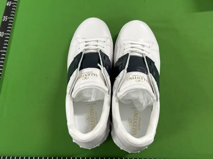 Valentino Garavani Trainers QC photo 11
