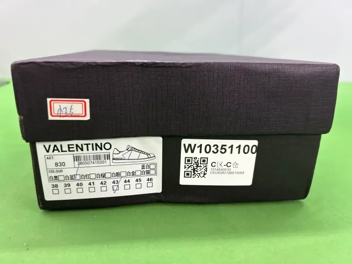 Valentino Garavani Trainers QC photo 17