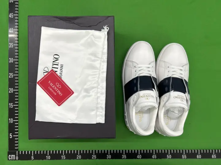 Valentino Garavani Trainers QC photo 19