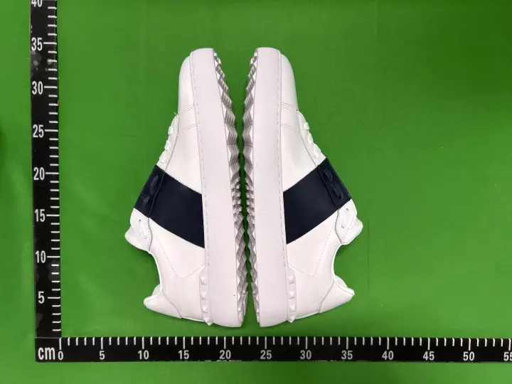 Valentino Garavani Trainers QC photo 5