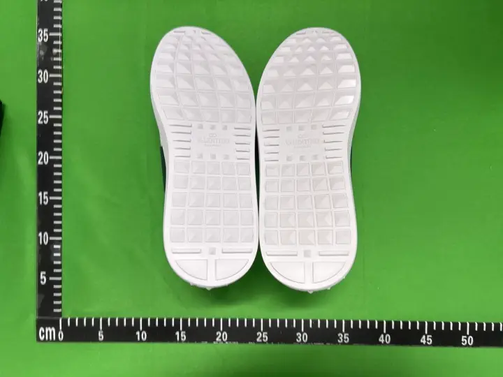 Valentino Garavani Trainers QC photo 6