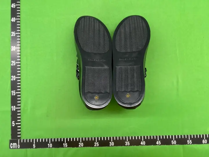 Balenciaga Arena Low QC photo 6