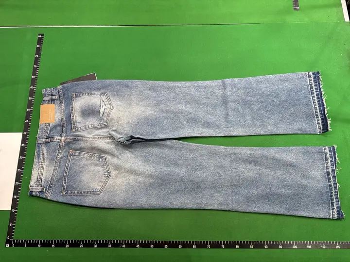 ERD Jeans QC photo 3
