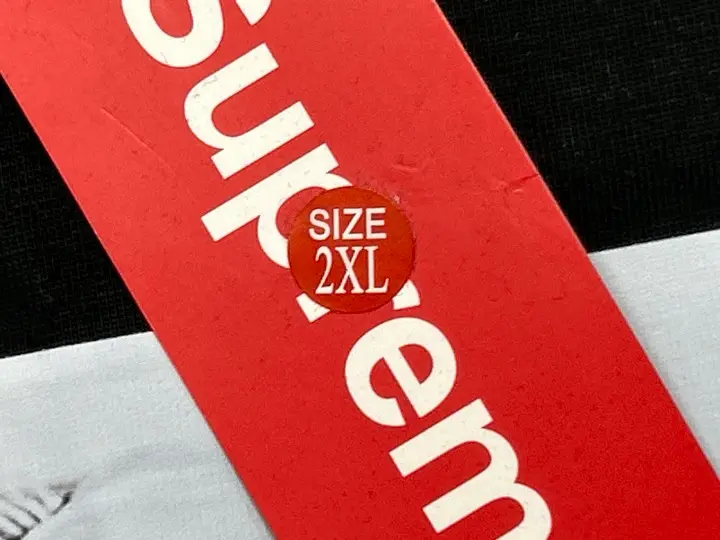 Supreme Bandana Tee QC photo 17