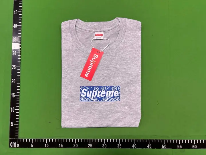 Supreme Bandana Tee QC photo 8