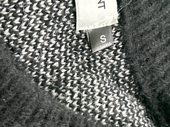 YSL Sweater QC photo 14
