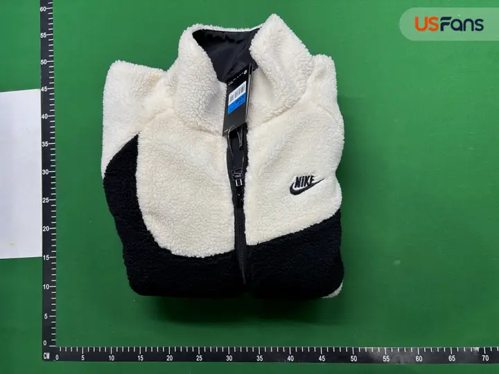 Nike Jacket QC photo 4