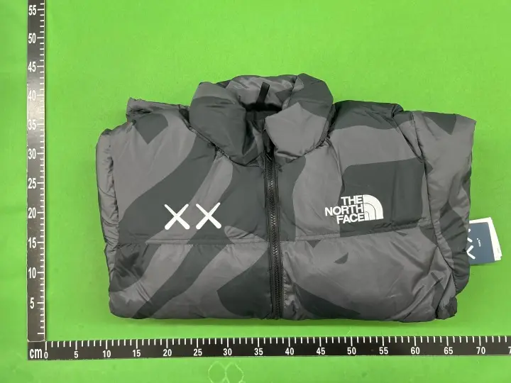 TNF x Kaws Jacket QC photo 1