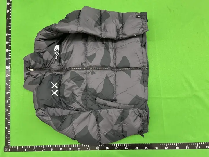 TNF x Kaws Jacket QC photo 7