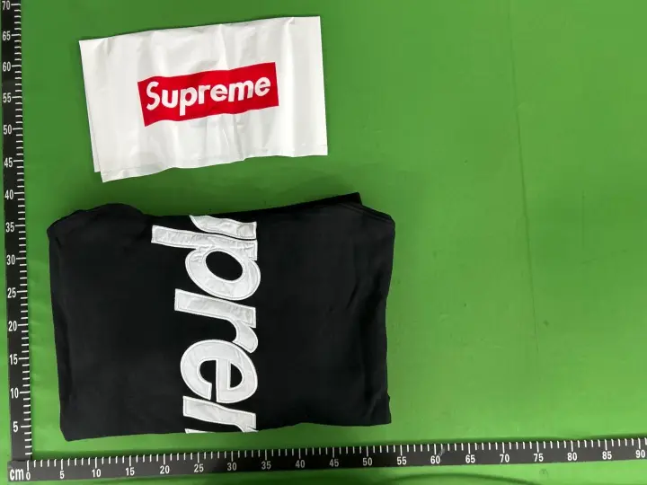 Supreme Hoodie QC photo 1