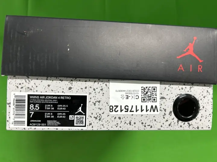 Jordan 4 Black Cat QC photo 19