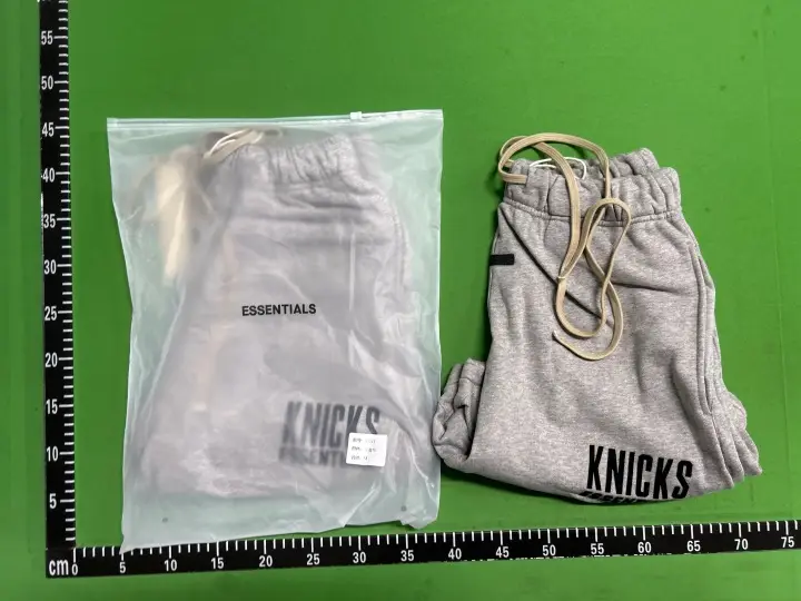 Essentials Shorts QC photo 1