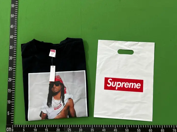 Supreme T-Shirts QC photo 10