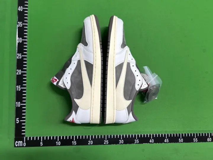 Jordan 1 High Travis Scott x Fragment QC photo 13