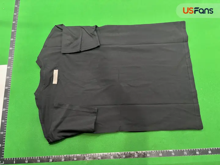 Essentials 1977 T-Shirt QC photo 11