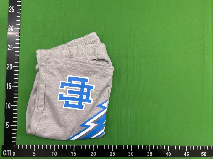 EE Short QC photo 17
