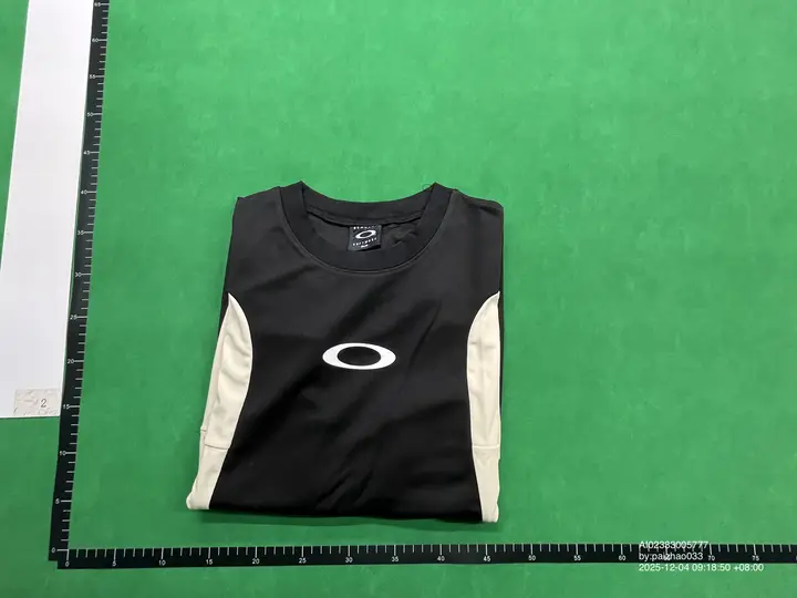 Oakley Shirt QC photo 13