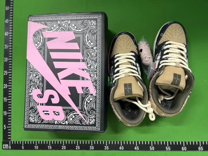 Dunk Travis Scott Shoes QC photo 2