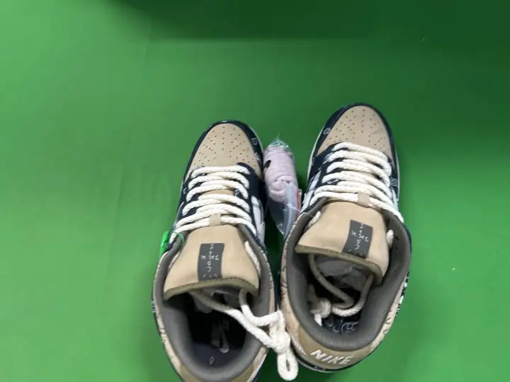 Dunk Travis Scott Shoes QC photo 3