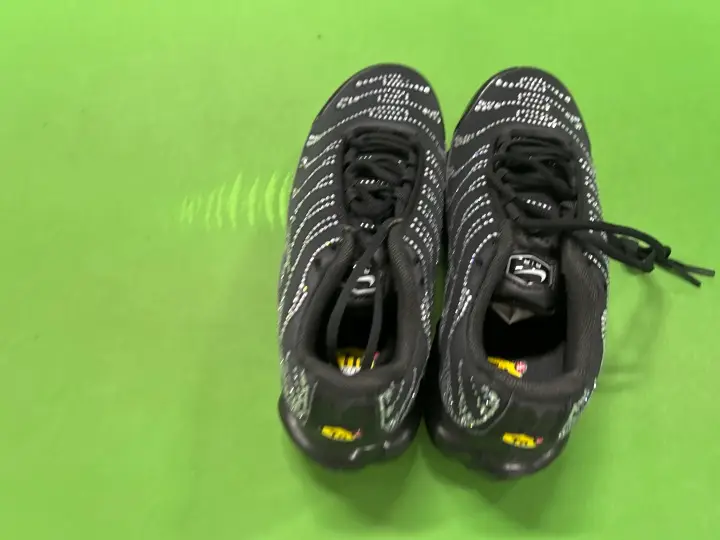 Nike Air Max Plus Drift QC photo 11