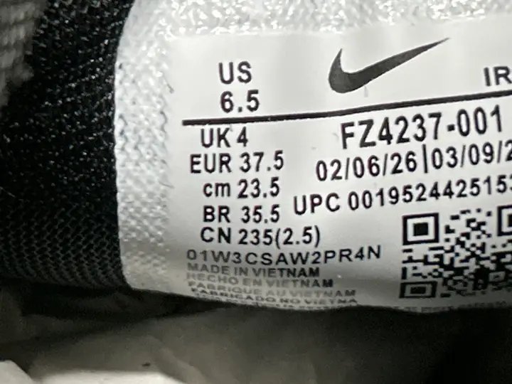 Nike Air Max Plus Drift QC photo 16