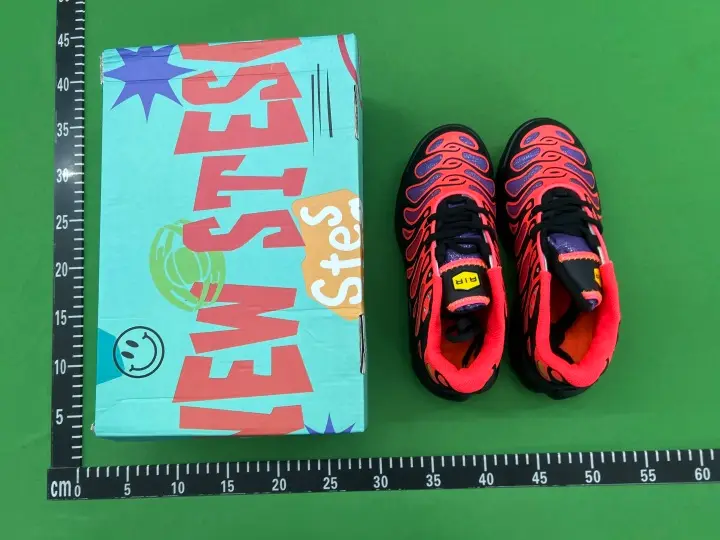 Nike Air Max Plus Drift QC photo 18