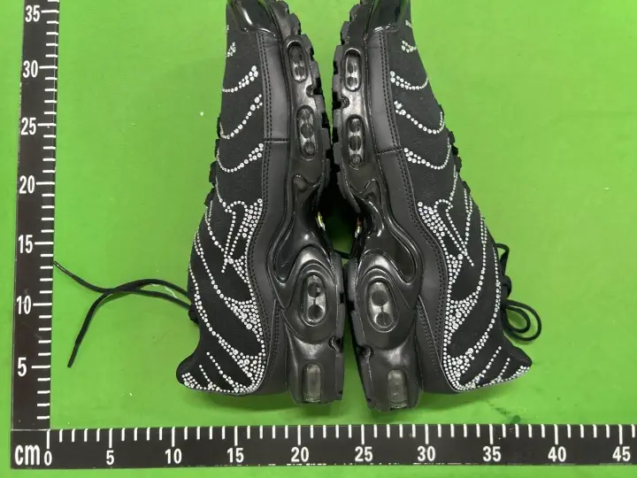 Nike Air Max Plus Drift QC photo 5