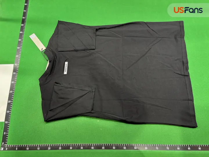 Essentials T-Shirts QC photo 11
