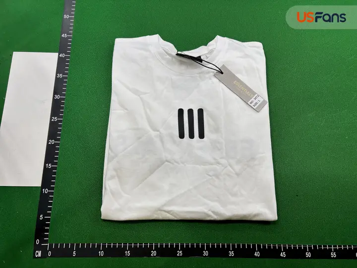 Essentials T-Shirts QC photo 20