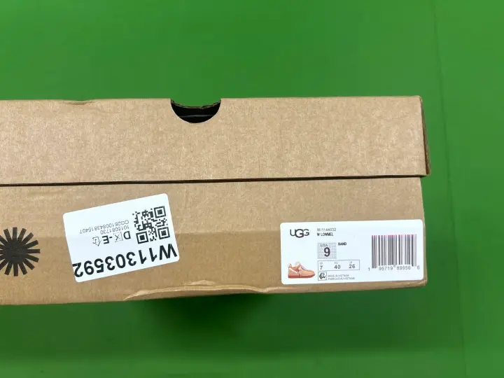 UGG Sneakers Sand QC photo 1