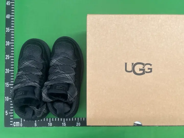 UGG Sneakers Sand QC photo 10