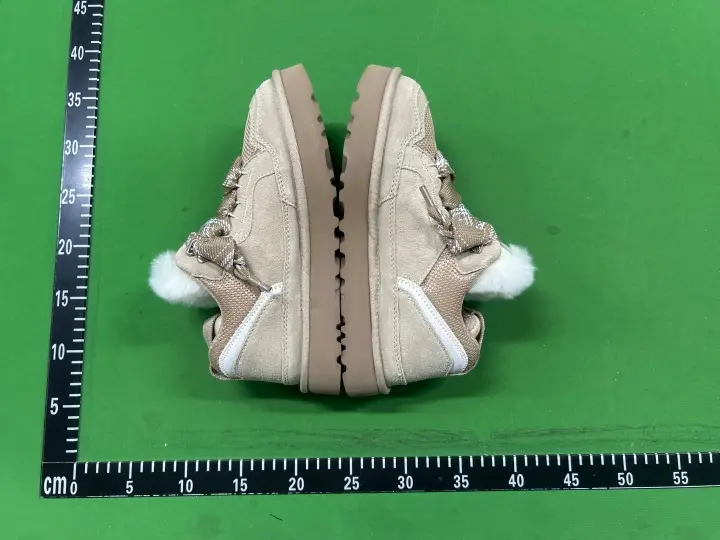 UGG Sneakers Sand QC photo 3