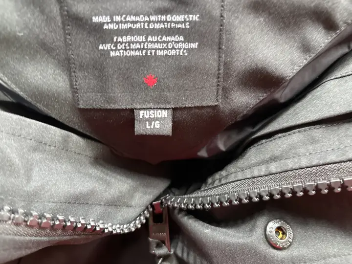Canada Goose Wyndham Jacket QC photo 1