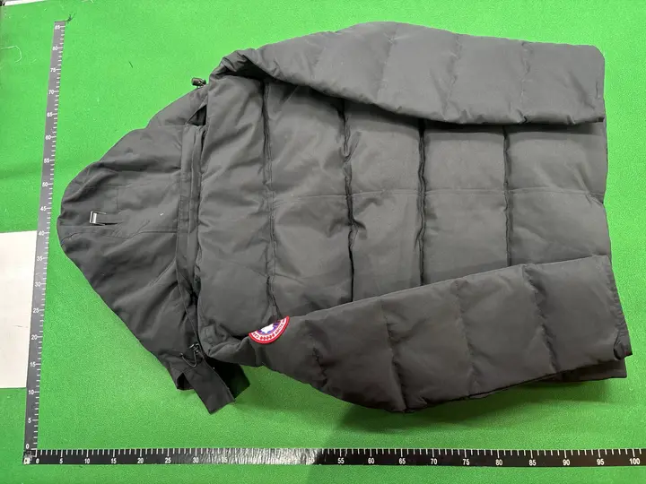 Canada Goose Wyndham Jacket QC photo 3