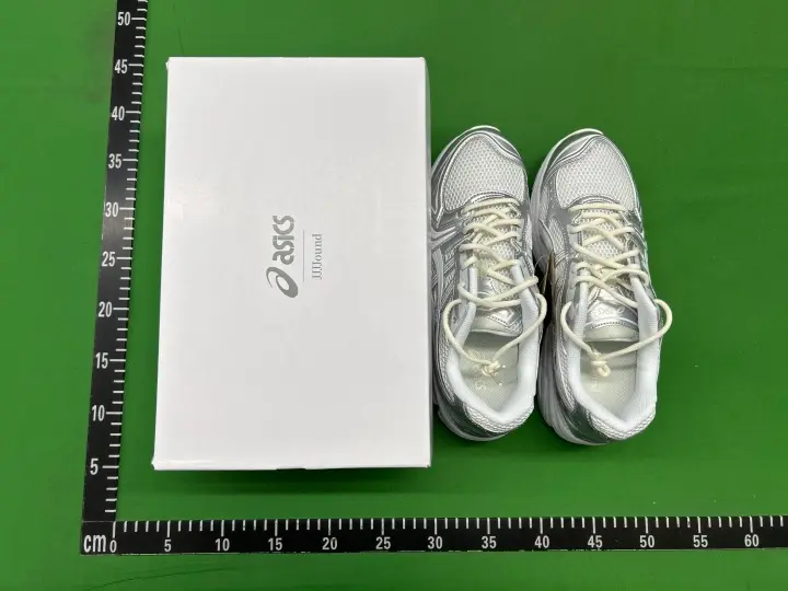 Pink Asics Gel Kayano 14 QC photo 10