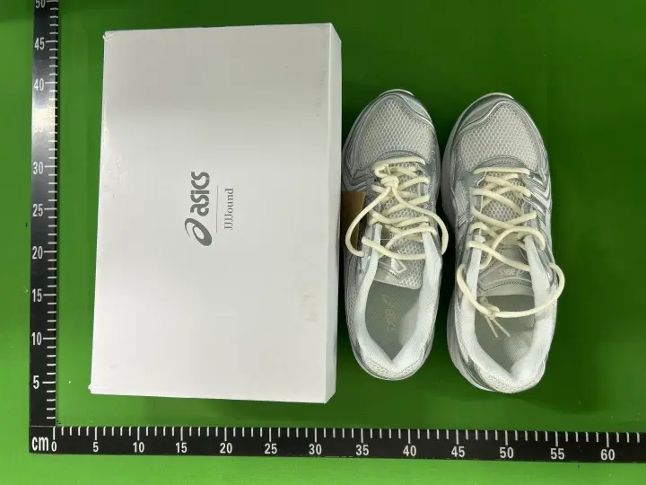Pink Asics Gel Kayano 14 QC photo 18