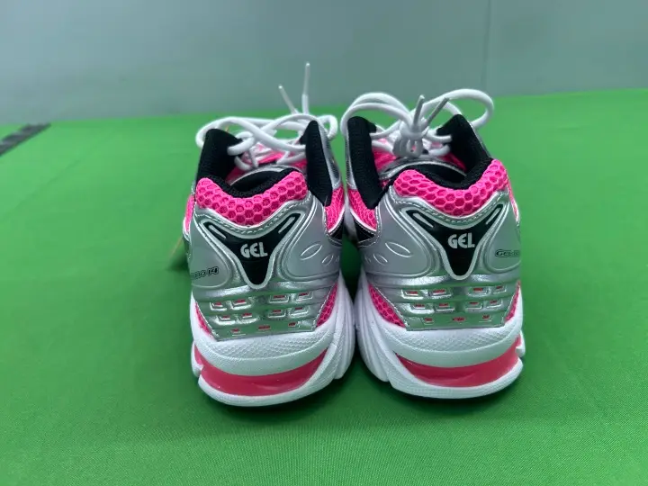 Pink Asics Gel Kayano 14 QC photo 3