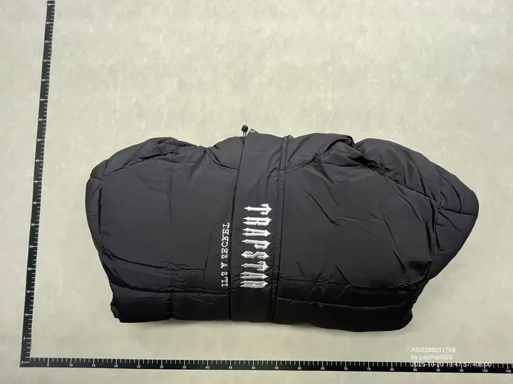 Trapstar Decoded Jacket QC photo 9