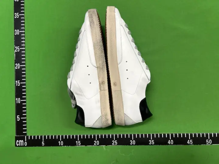 Golden Goose Trainers QC photo 4