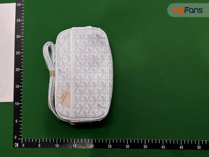 Cheap Goyard Toilet Bag QC photo 13