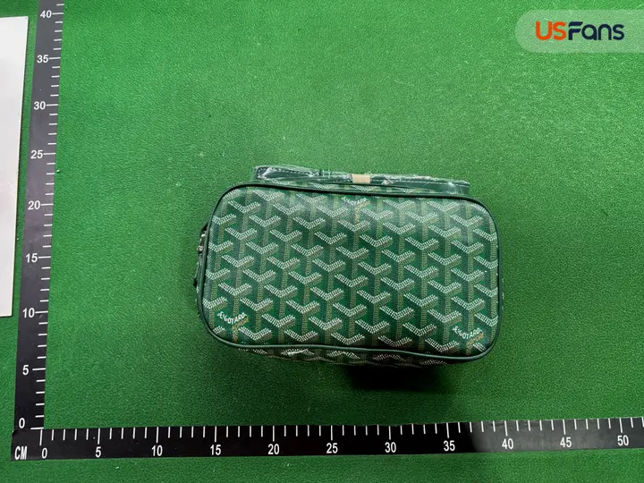 Cheap Goyard Toilet Bag QC photo 8
