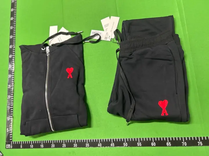 Amiri Tracksuit QC photo 1
