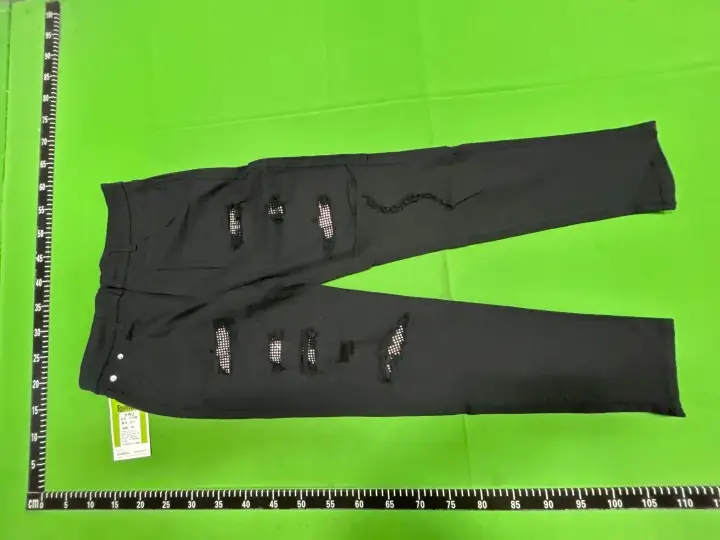 Amiri Jeans QC photo 8