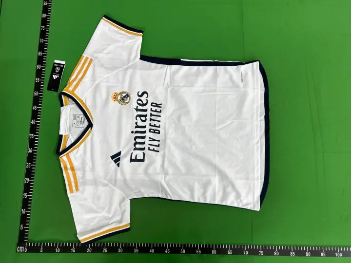 Barcelona Jersey 23/24 QC photo 13
