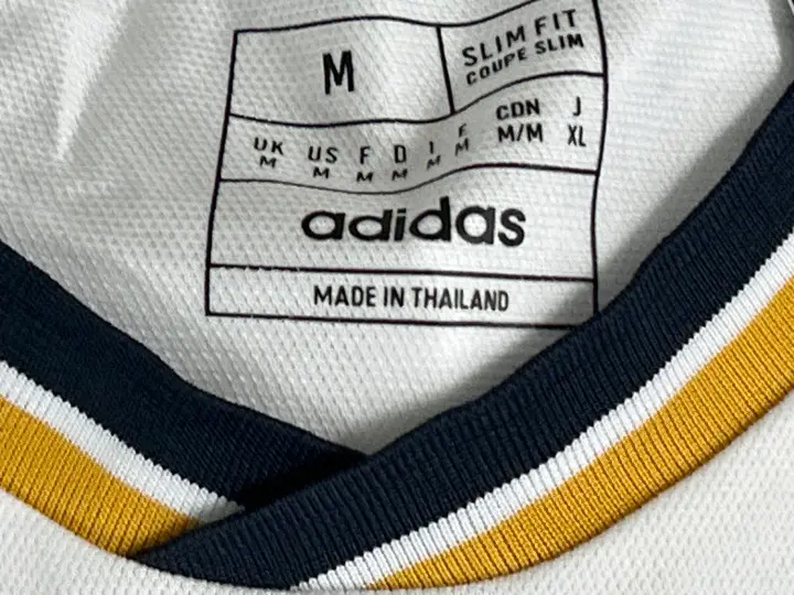 Barcelona Jersey 23/24 QC photo 16
