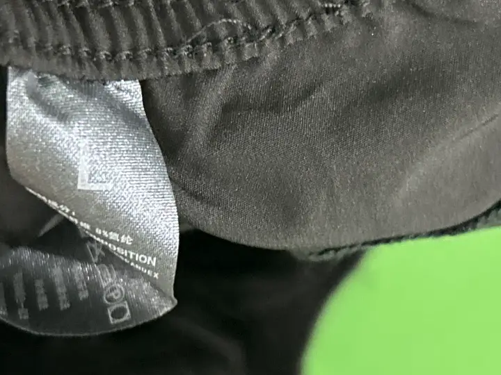 Lululemon Gym/Daily Shorts QC photo 6