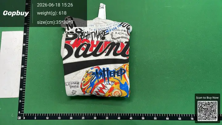 Saint Hoodie QC photo 4