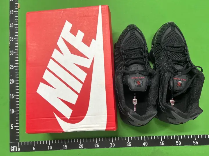 Nike Shox All Black QC photo 10